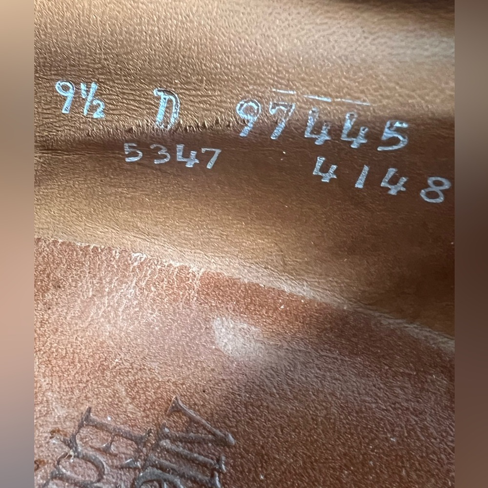 Allen Edmonds Sanford Tan Leather Cap Toe Medallion Men's Dress Shoes 9.5 D - Picture 10 of 10